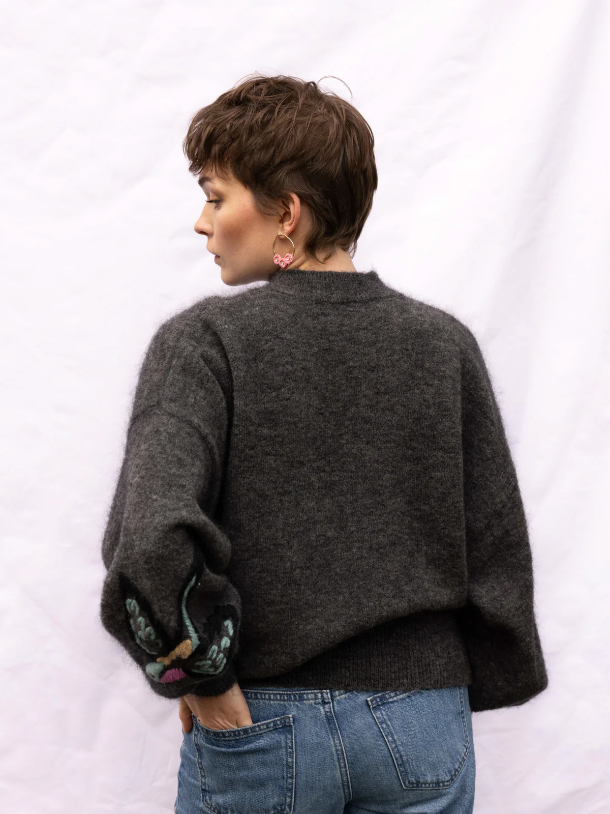 Pull en maille avec oiseau brodé - Image 4