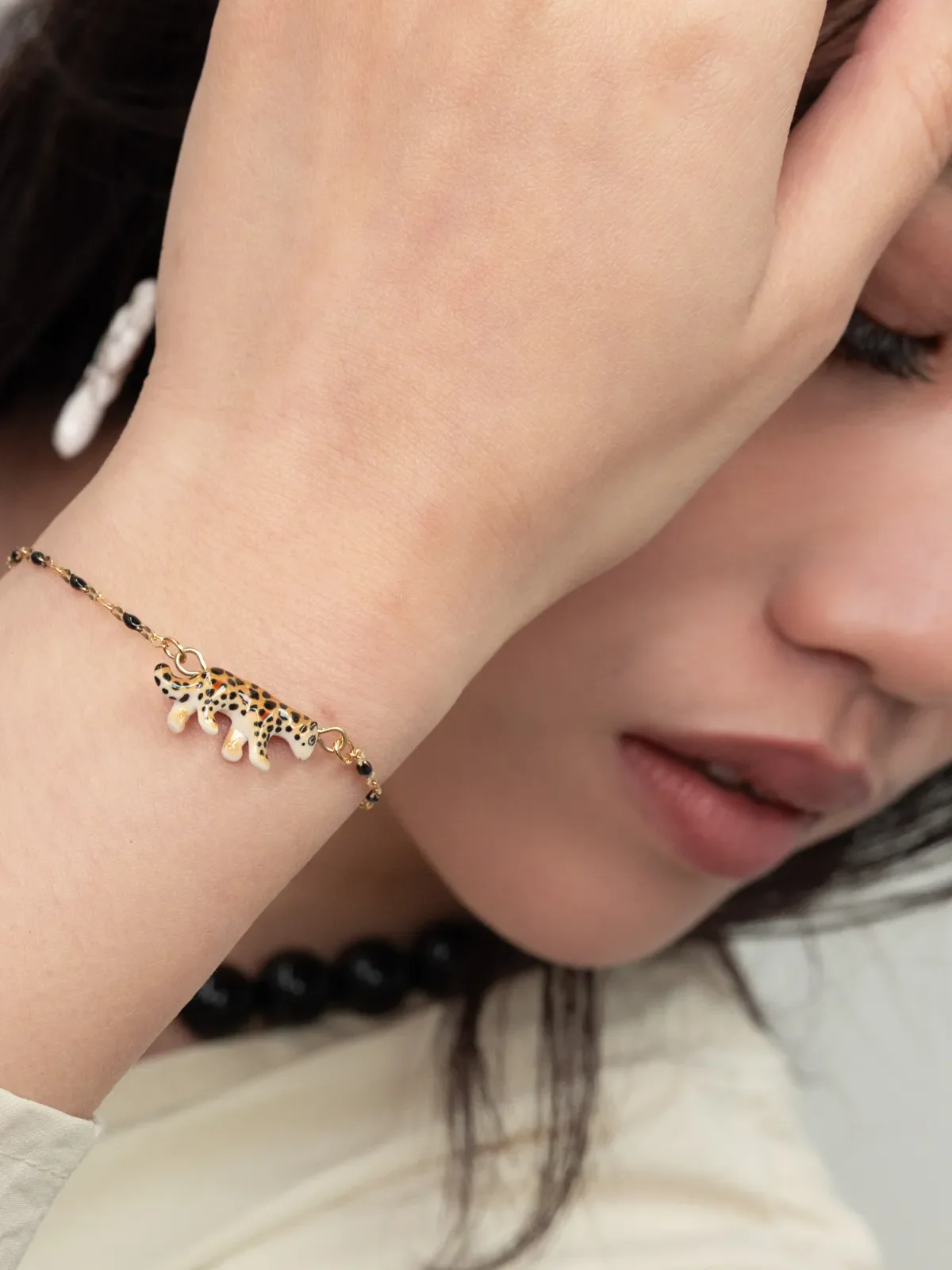 Bracelet perles et léopard - Image 3